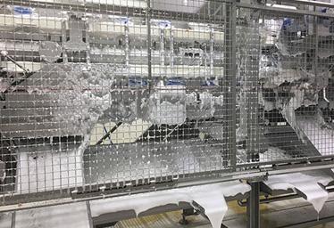 Limpeza da máquina de desossar Limpeza da máquina de desossar