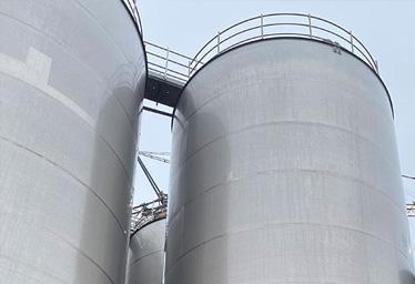 Limpeza de tanques Limpeza de tanques